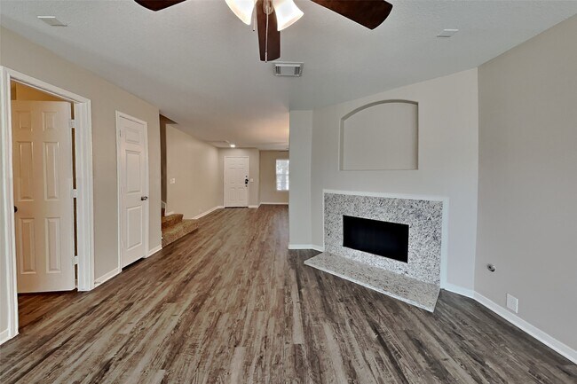 17435 Ivy Stream Dr