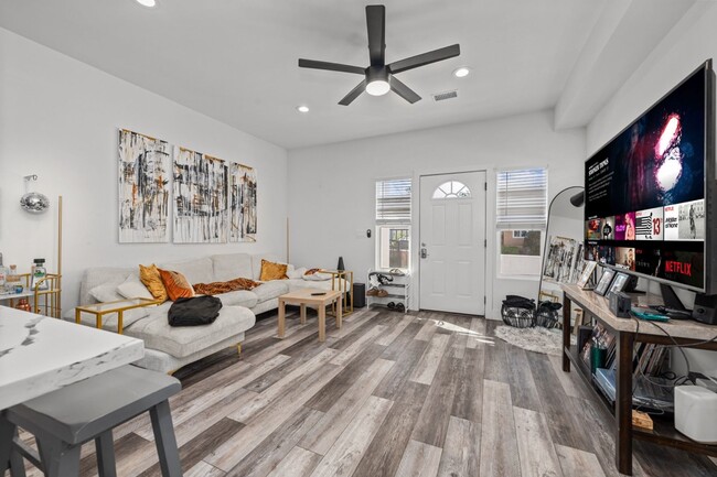 Photo - 5161 Brockbank Pl