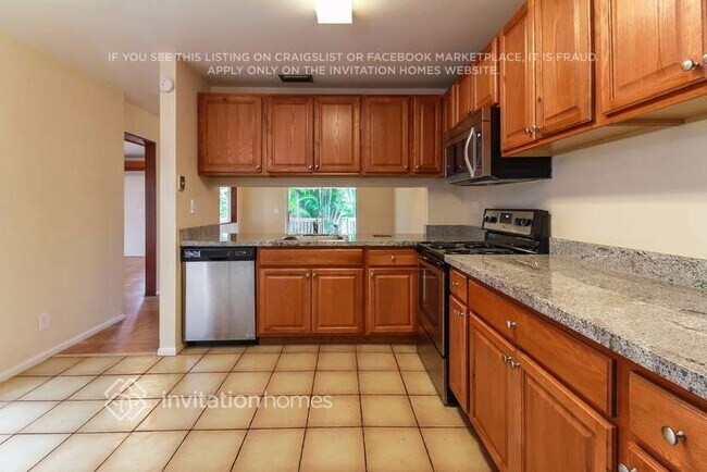 Photo - 3944 NW 2nd Ct