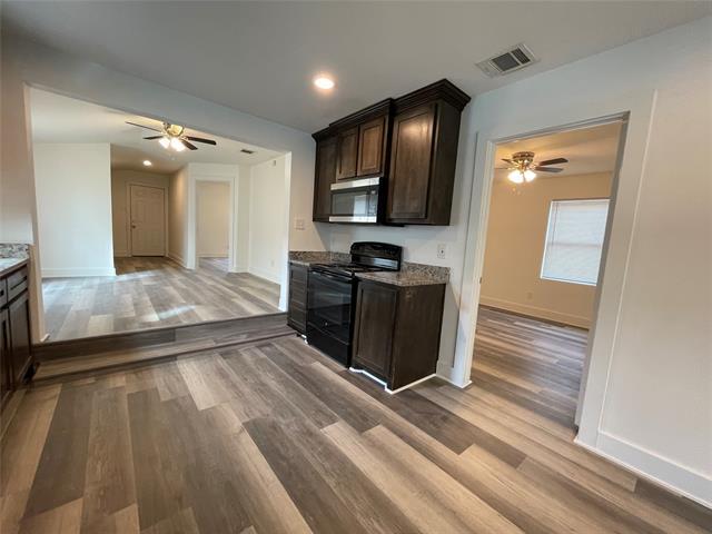 Photo - 1411 Adelaide Dr