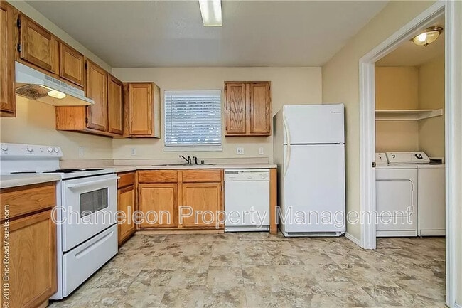 Photo - 1425 Sligo St Unidad 2