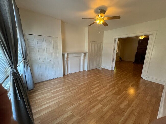 Photo - 5526 Howe St Unit 1st Floor