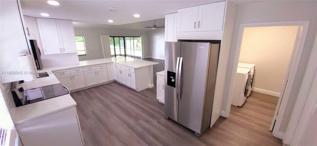 Building Photo - 8001 NW 72nd St Rental