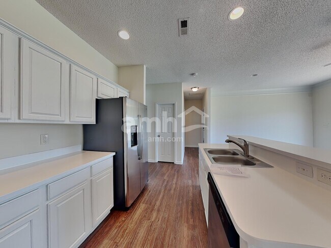 Photo - 8935 Hedge Maple Rd