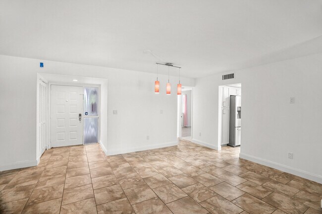 Photo - 16141 Blatt Blvd Unit 307
