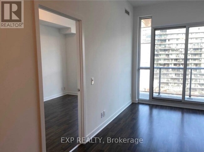 Photo - 120 Parliament St Unité #811