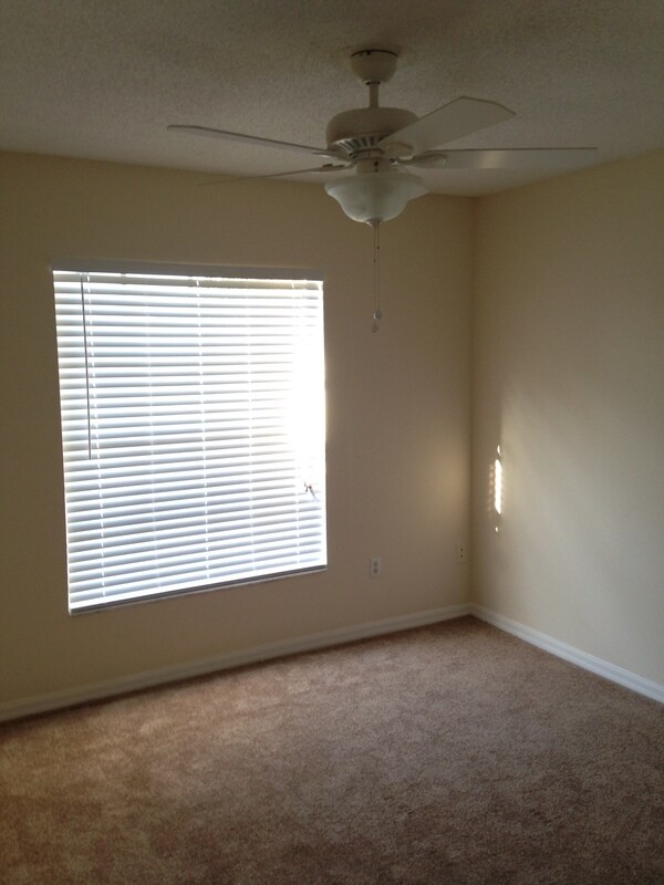Photo - 138 Pin Oak Pl