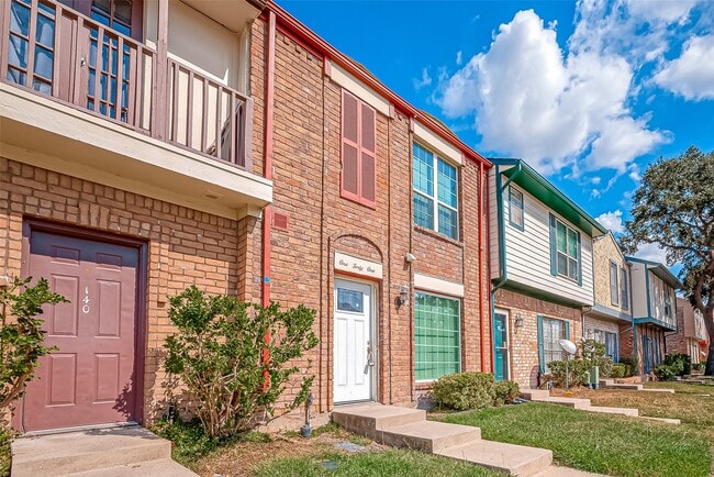 Photo - 7700 Creekbend Dr Unit 141