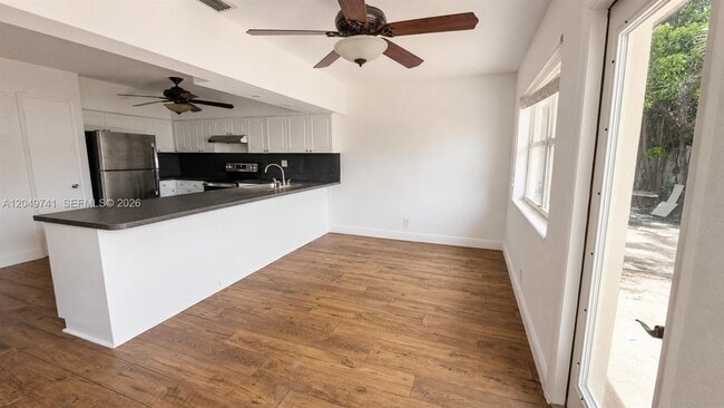 Photo - 5040 NE 14th Terrace Unit 0