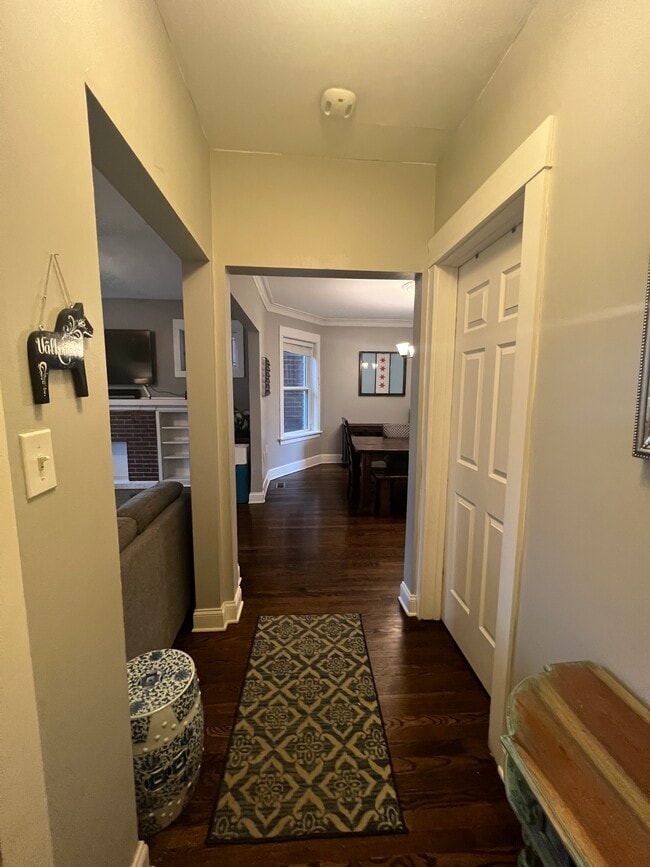 Front Entryway - 1427 W Gregory St Unit 1