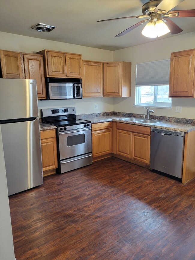 Photo - 7515 Stuart St Unidad 7519 Stuart St