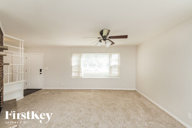 Photo - 1322 Carol Pl