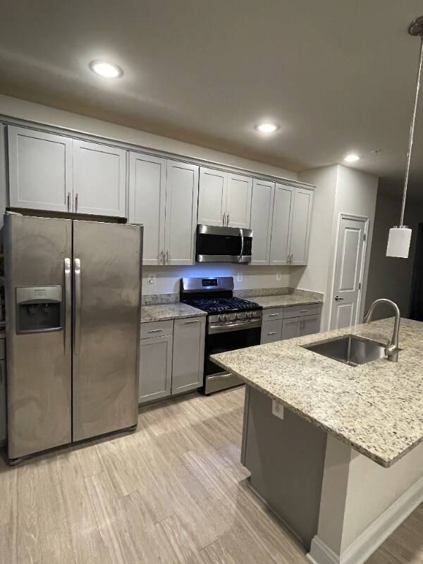 Photo - 551 Roszel Way