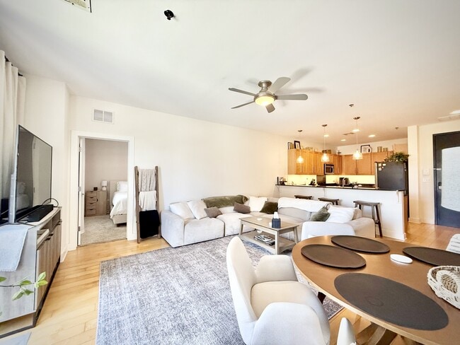 Photo - 444 N Central Ave