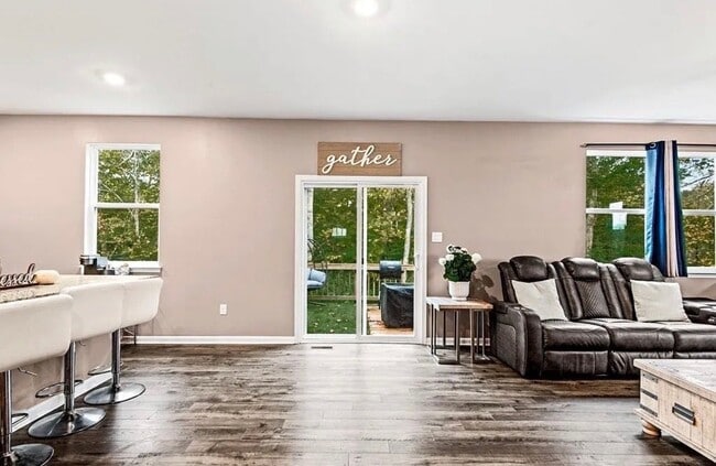 Photo - 11125 Chappell Crk Cir