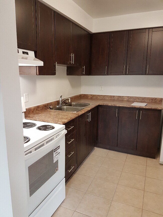 Photo - 505 Parkside D