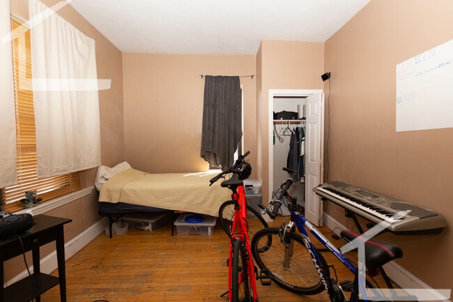 Photo - 190 Harvard Ave Unit 9