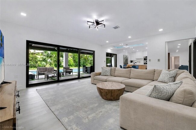 Photo - 17203 SW 78th Pl