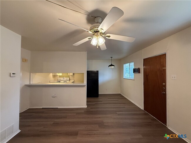 Photo - 163 Richter Ln