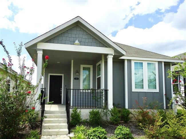 Photo - 370 Hortus Dr