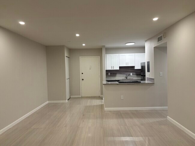 Photo - 9105 SW 137th Ter Unit D