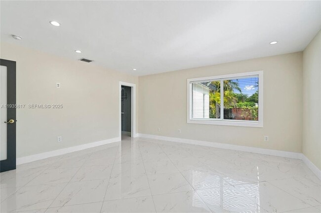 Photo - 13611 SW 77th St