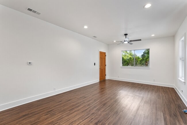 500 Capitol Dr