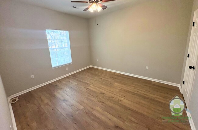 Photo - 129 Harrington Ave