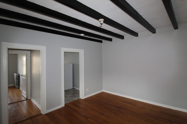 Building Photo - 167 Collins St Unit A-1