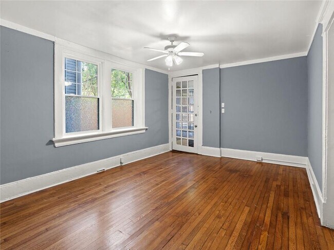 Photo - 164 4th St NE Unidad 9