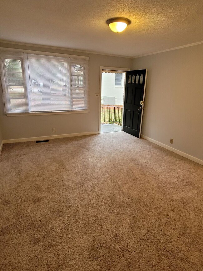 Photo - 3232 Brookwood Ct Unit C