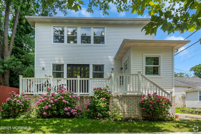 Building Photo - 1105 Comstock St Unit 2 Rental