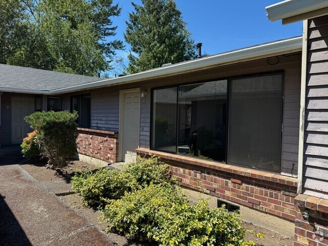 Building Photo - 319 S 20th St Unit 3 Rental
