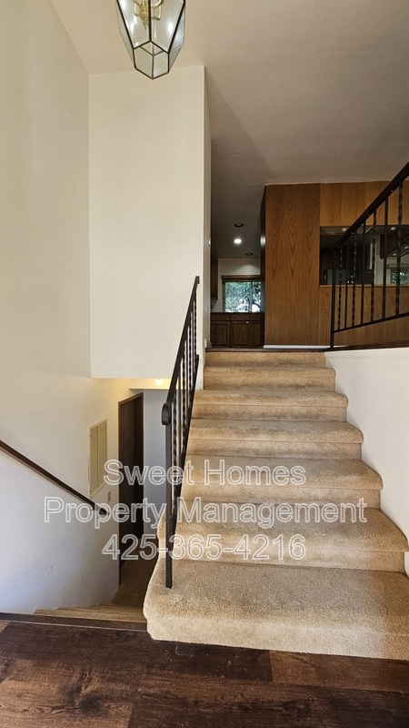 Photo - 15820 NE 106th St