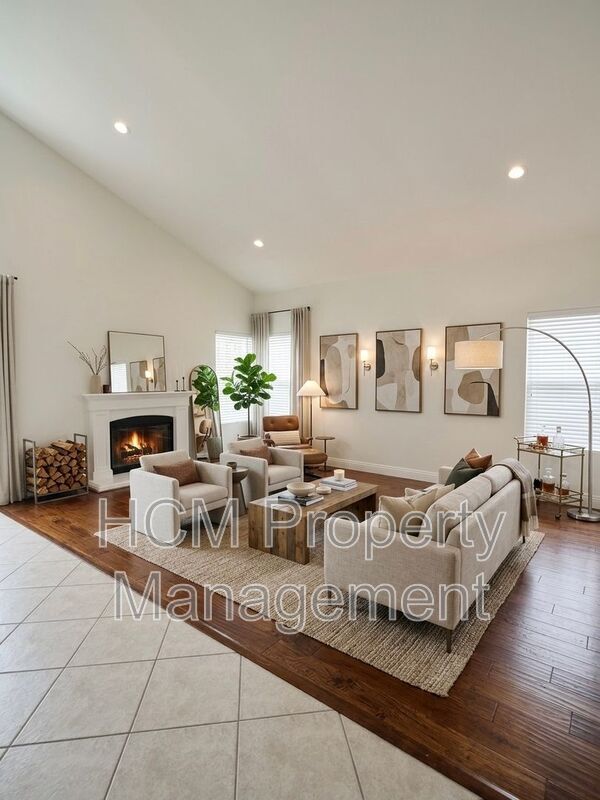 Photo - 827 S Shanada Ct