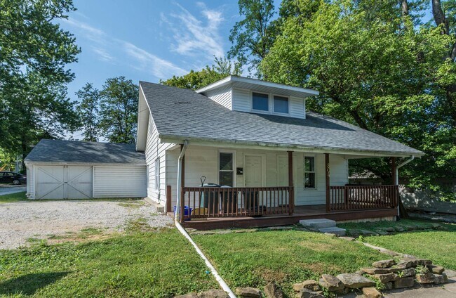 804 E 11th St Unit 1