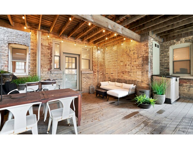 Photo - 1258 W Hood Ave Unit 1W