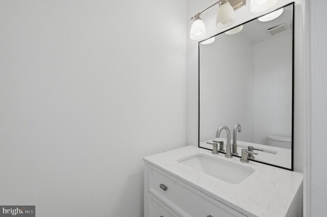 Photo - 46601 Carriage Ct