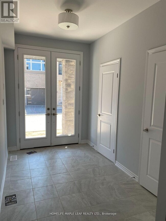 Photo - 5672 Dorchester Rd