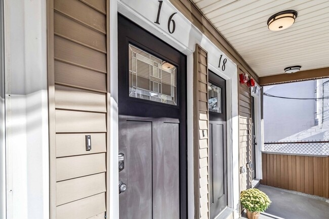 Building Photo - 16 Alston St Unit 16