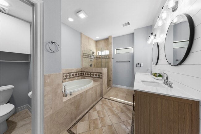 Photo - 4215 Lillian St