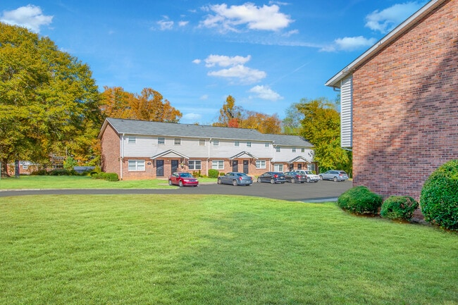 Crowders View Townhomes