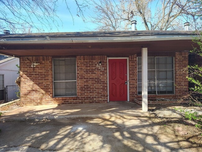 Building Photo - Duplex for Lease in Midwest City May