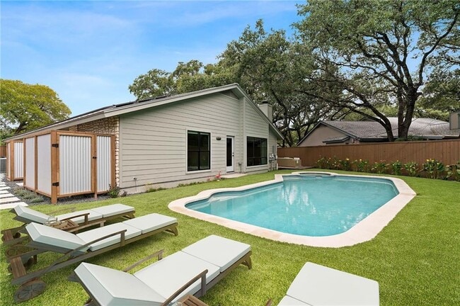 Photo - 4007 Beaconsdale Dr