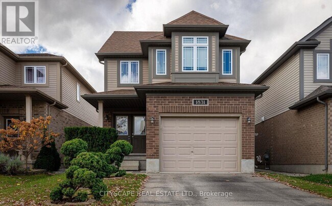 Photo - 1831 Reilly Walk