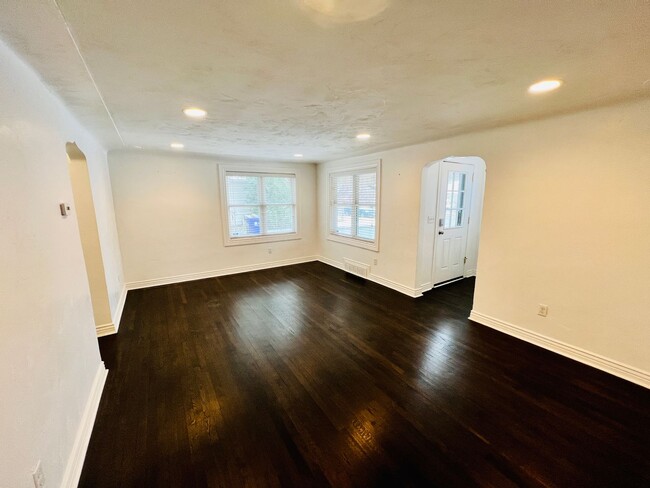 Photo - UNIVERSITY HILLS, CHARMING RANCH HOME, UPDATES THROUGHOUT, 3 BED, LARGE YARD, DECK AND PERGOLA .