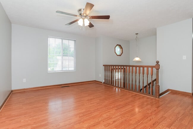 Photo - 159 Hillwood Ct