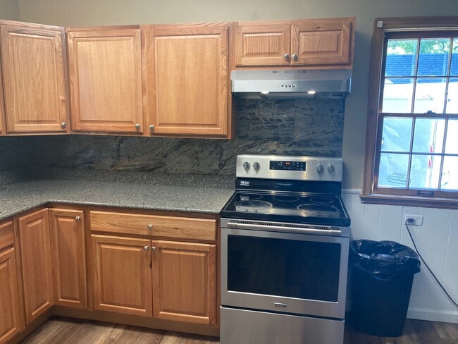 Photo - 345 Ramsey St Unit 1