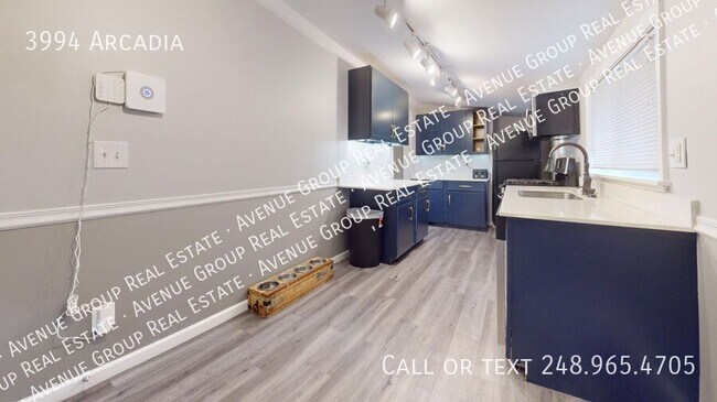 Photo - 3994 Arcadia-