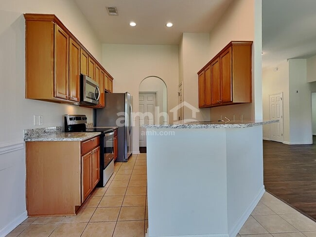 Photo - 632 Stonebridge Cir